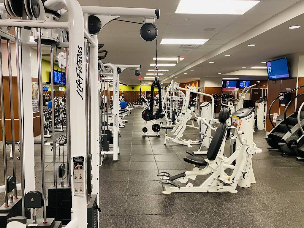 GoodLife Fitness Toronto Bell Trinity Centre