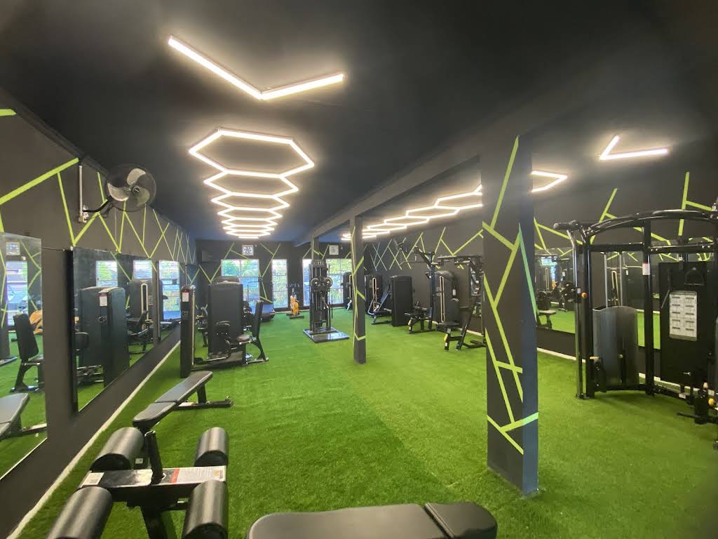 Diamond Gym Banyumanik