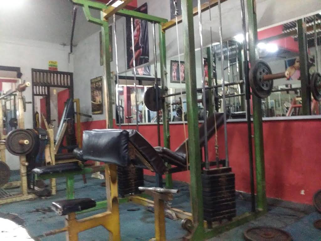Paus Gym Sampangan