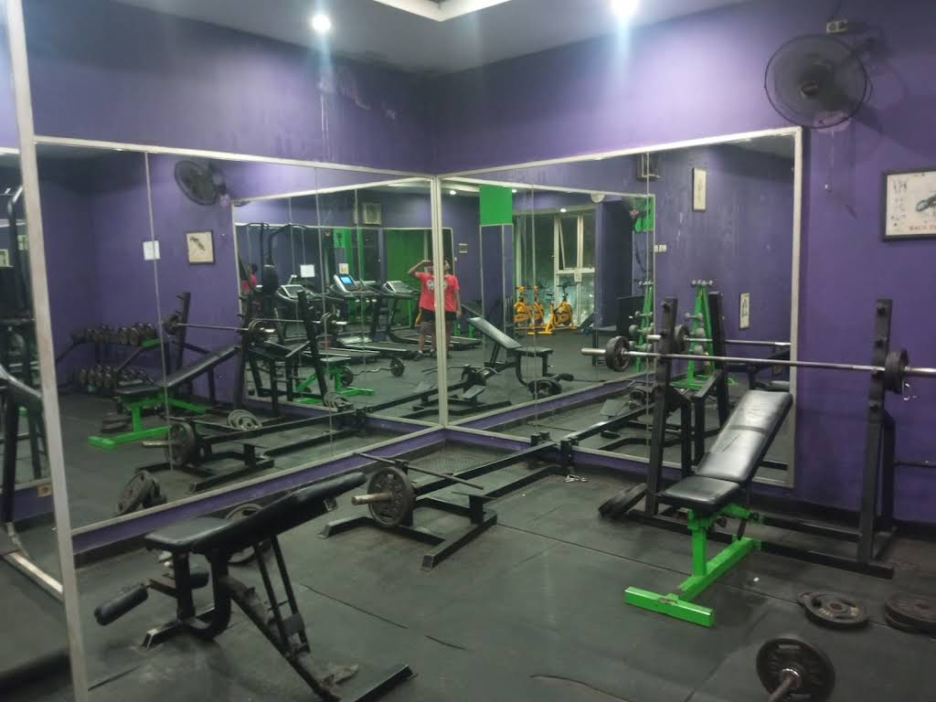 Titans Gym Surabaya
