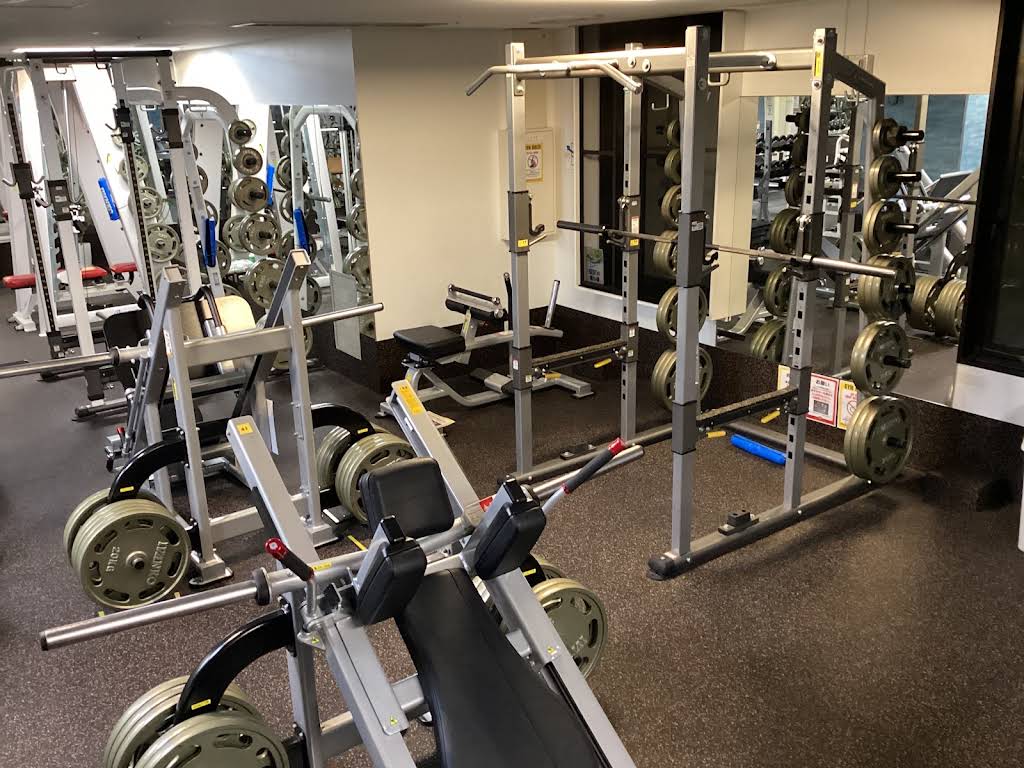 Gold's Gym Nagoya Sakae