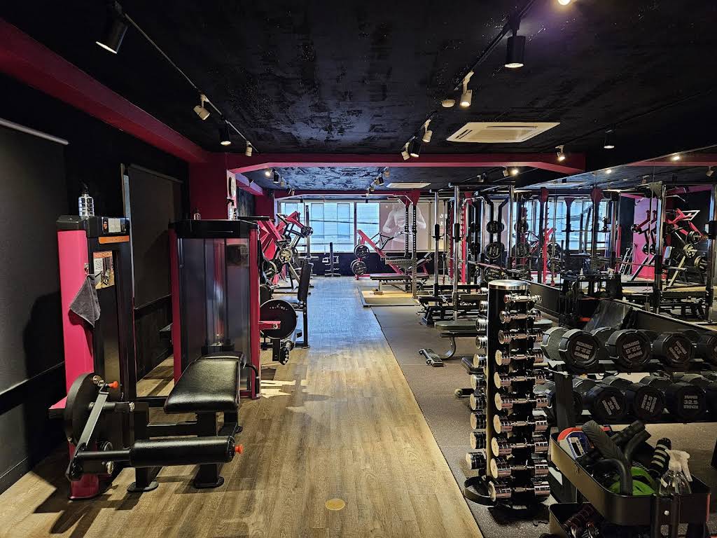 NEO TRAINING GYM 本町