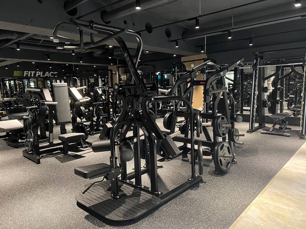 FIT PLACE24 Kannai 関内店