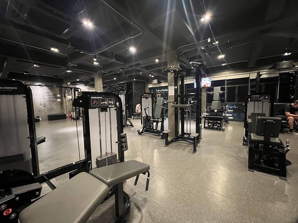 K33 FITNESS STUDIO LAOS