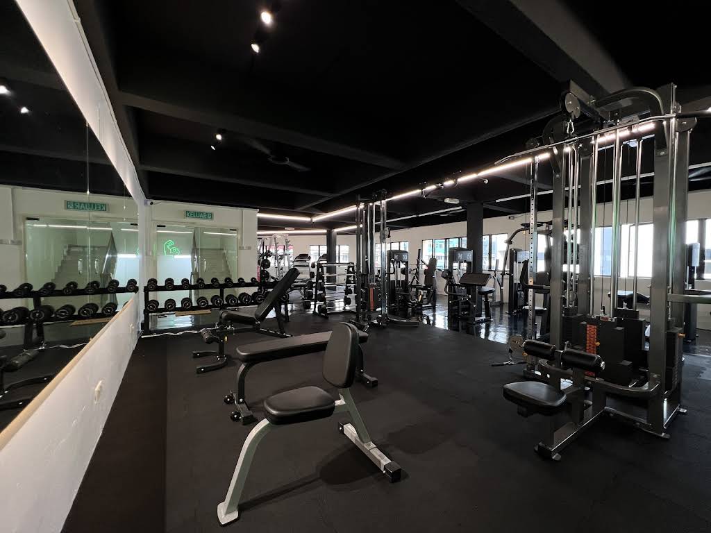 11 FIT GYM Taman Maluri