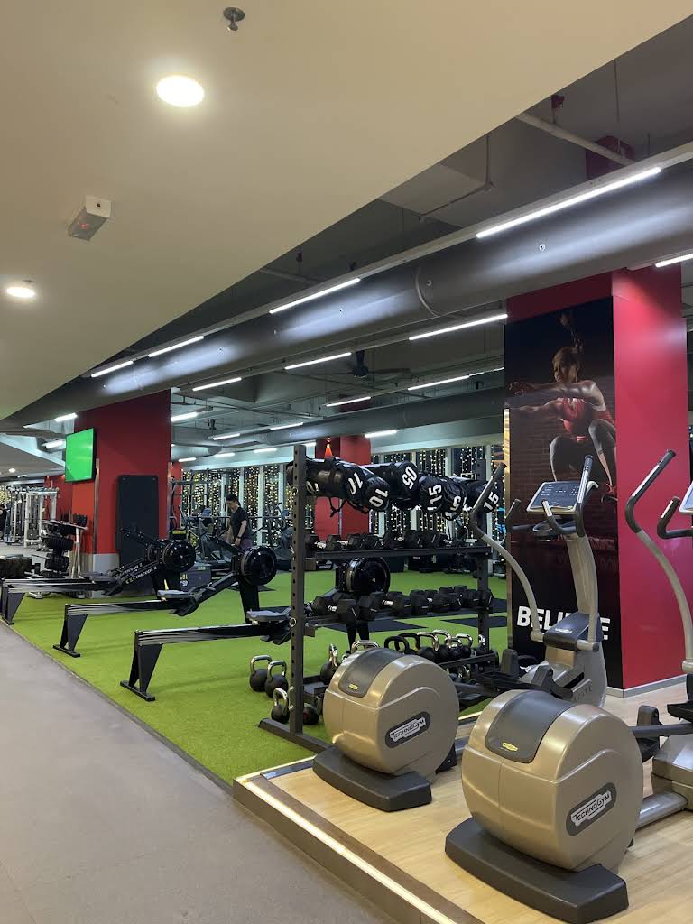 Fitness First Gym - Avenue K