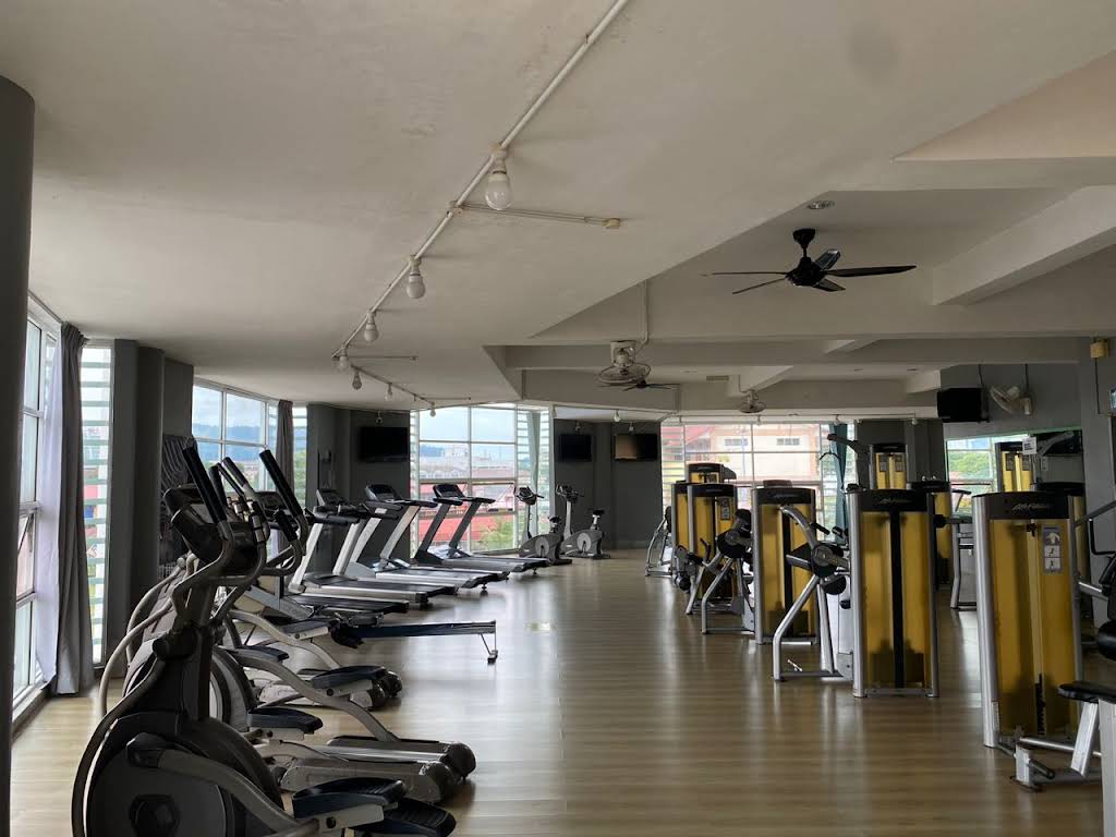 Complete Fitness Jalan Penjara