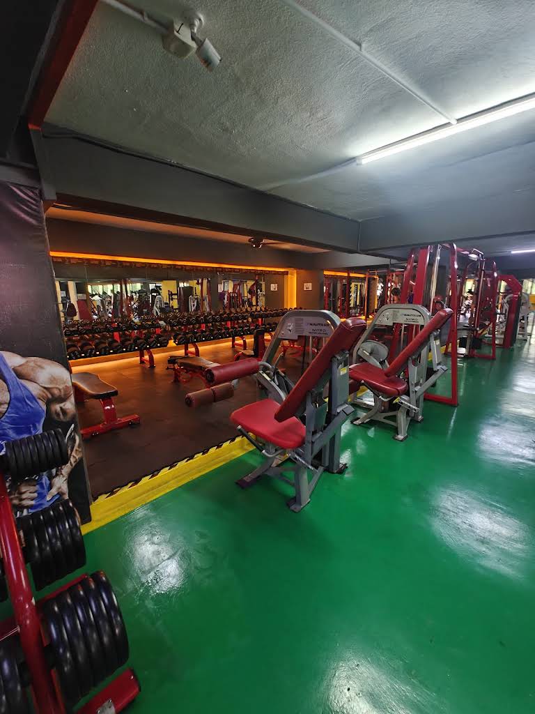 seven star gym block 86