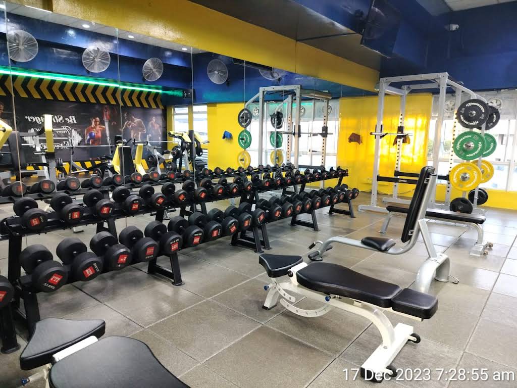 Seven Star Gym Karpal Singh Drive