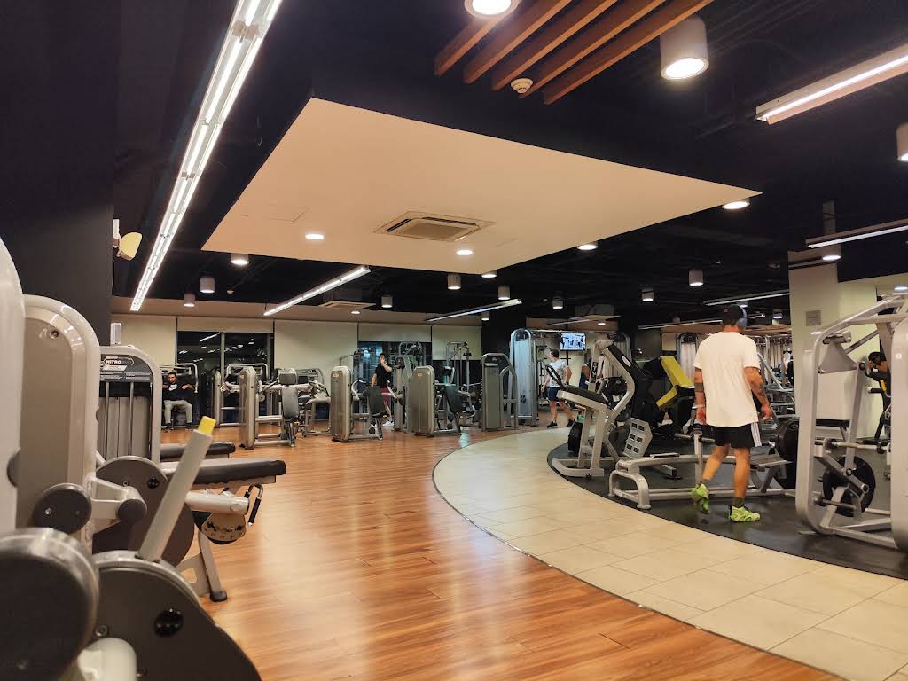 Sports World Anzures