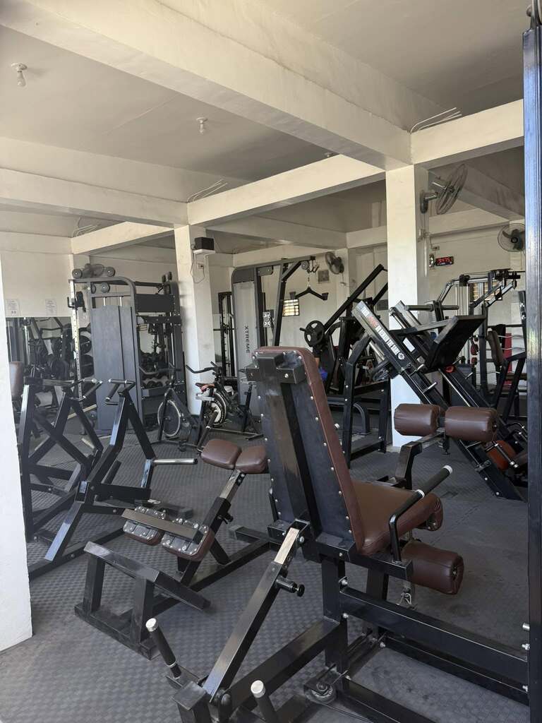 Fit and Lift Gym Langkiwa