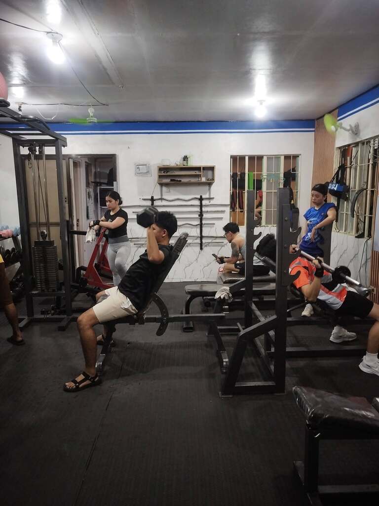 4M- R Fitness Gym