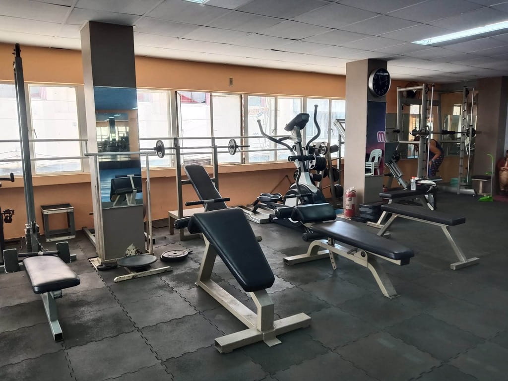 FIT & FLEX GYM
