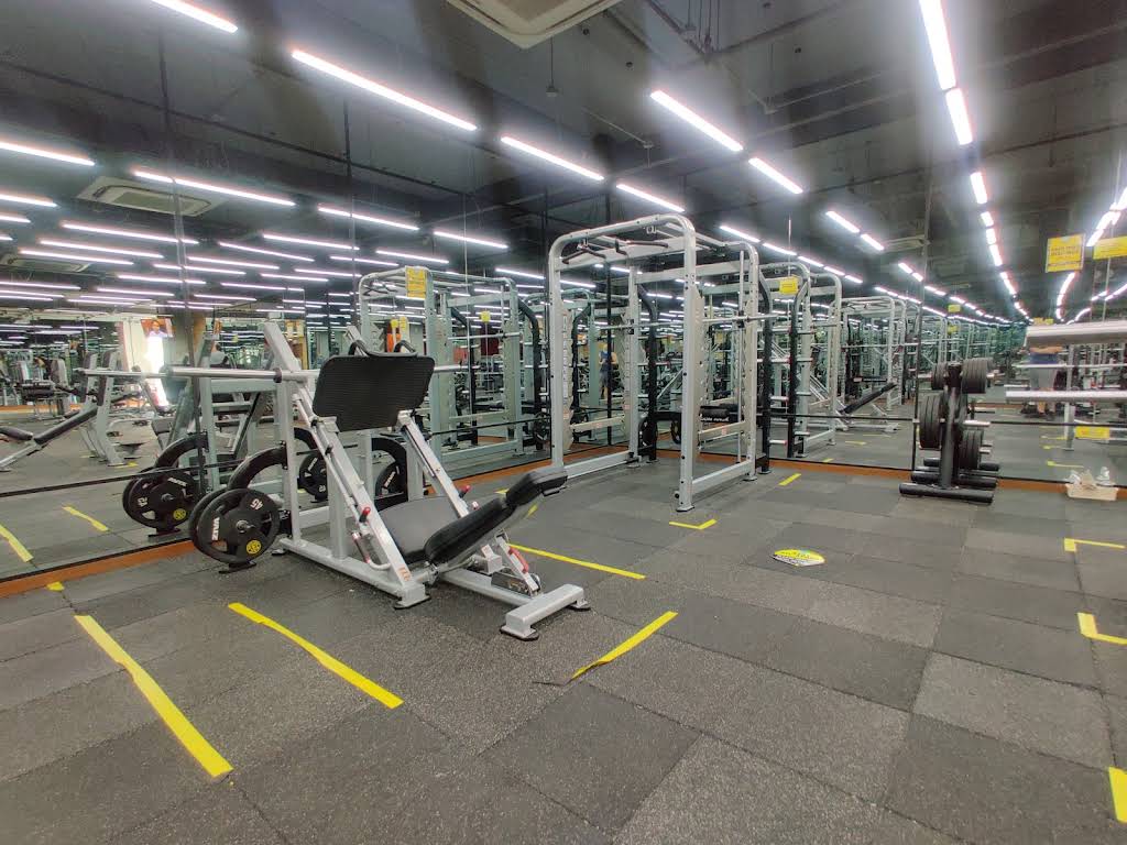 Gold's Gym- Baseline
