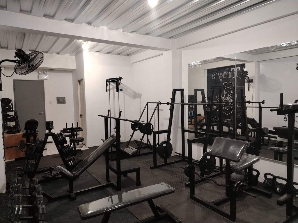 Troy's Gym & Café