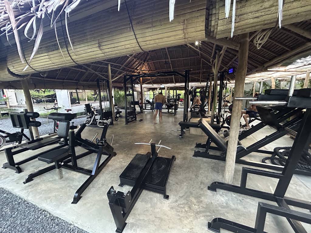 ESKAPO FITNESS SIARGAO