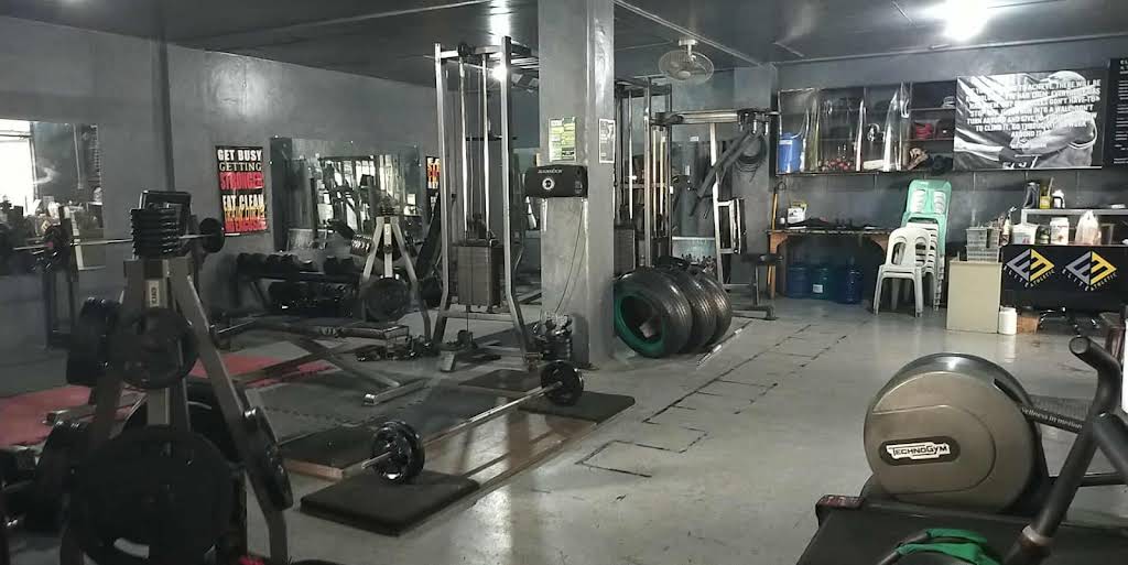 ELIT3 ATHLETIC SPORTS CENTER