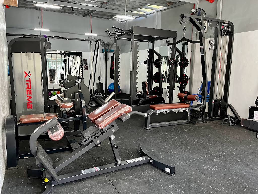 EXTREME- CORE FITNESS GYM