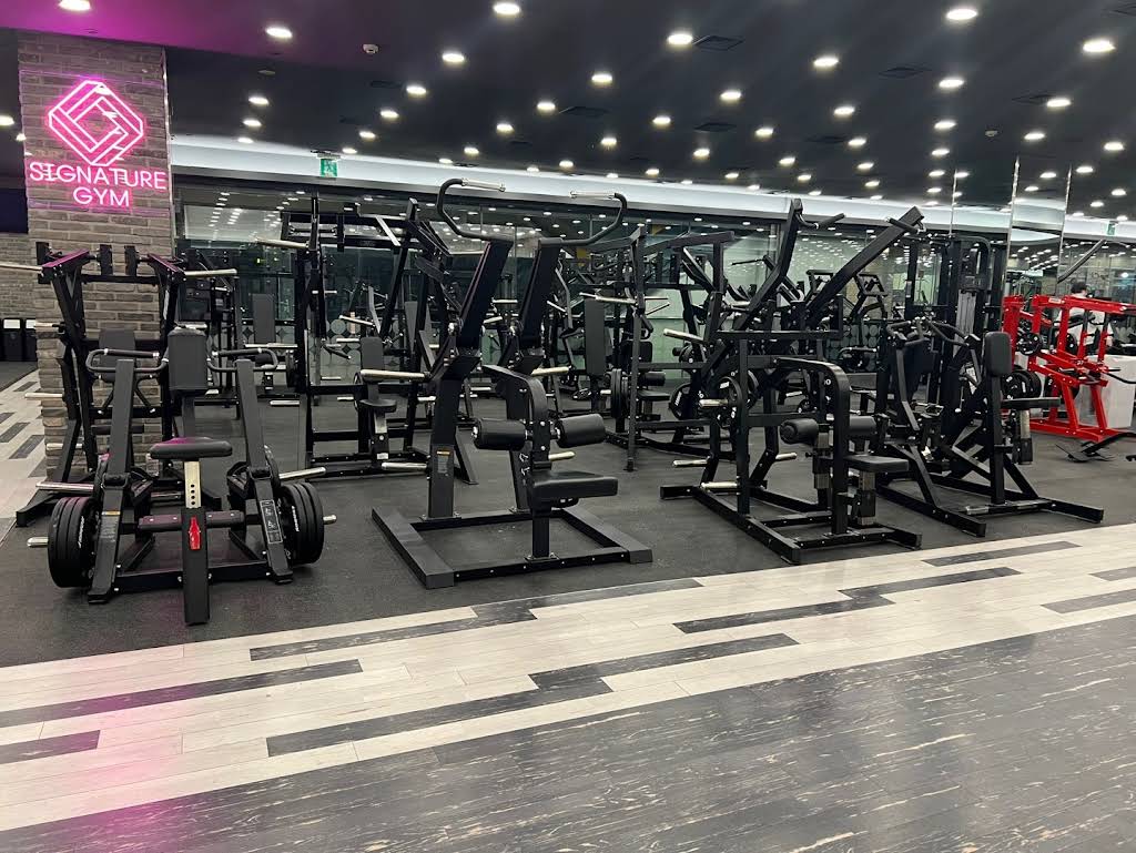 SIGNATURE GYM