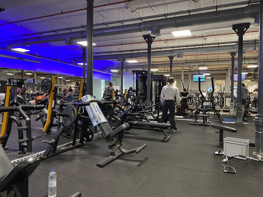 Gimnasio VivaGym Universitat