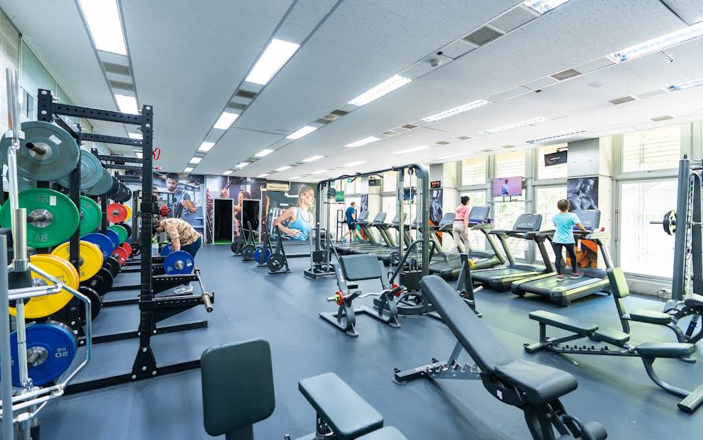 ChengDe Middle School Sports Complex