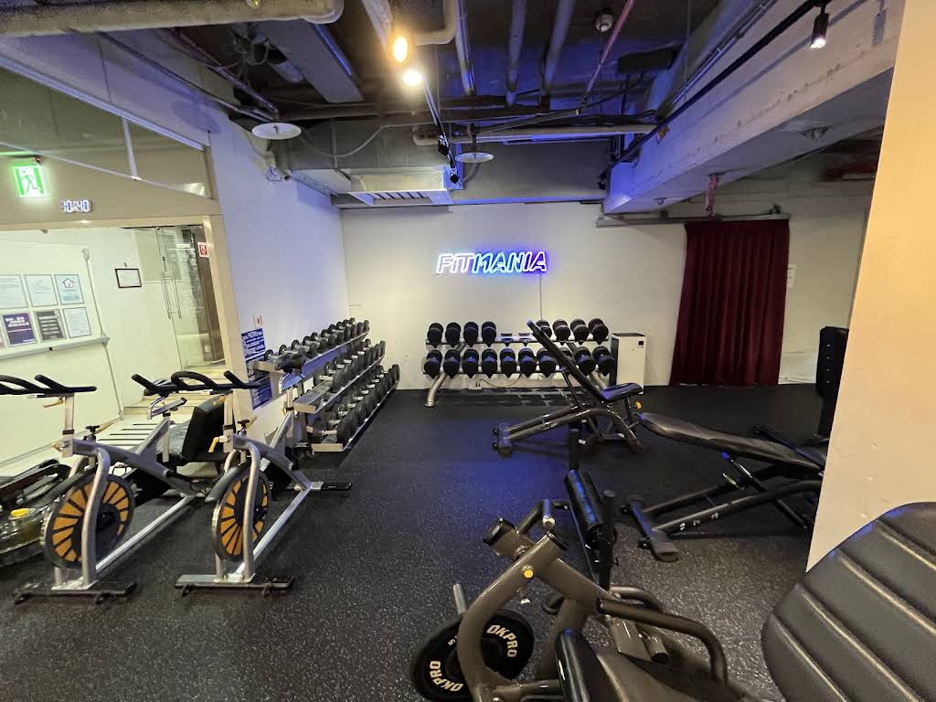 FitMania健身狂潮- 信義世貿館