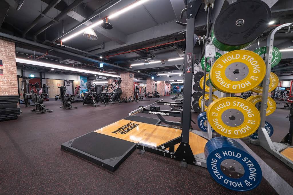 MORE FIT Jiangzicui Station (Exit 1)