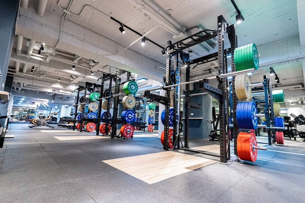 Refine Fitness Zhongshan District 純淬健身 松江1號店