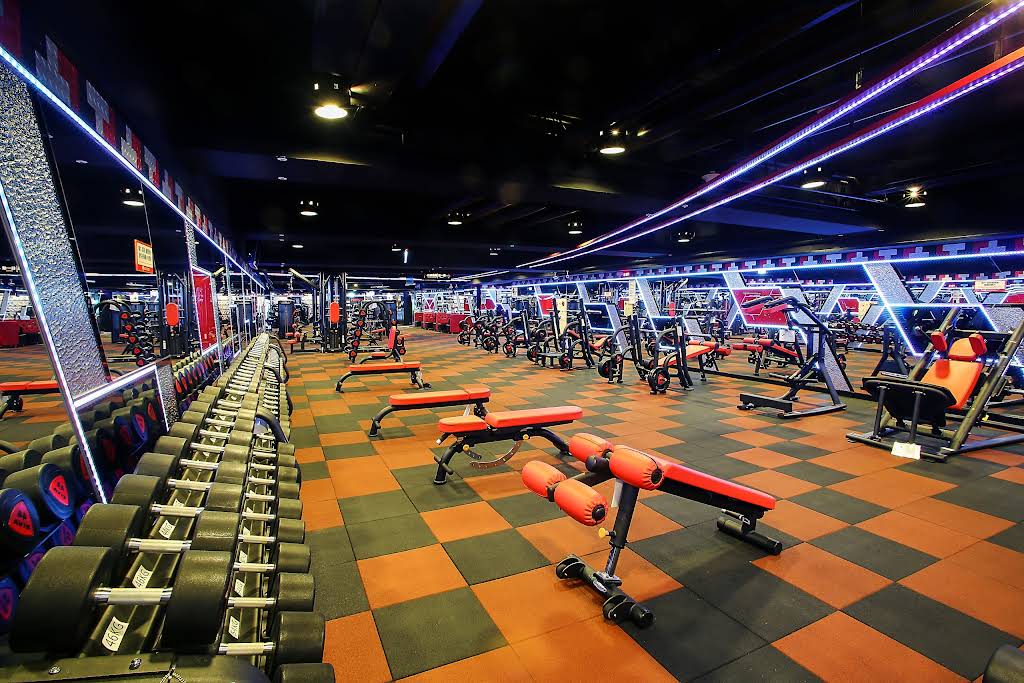 World Gym Sanchong District