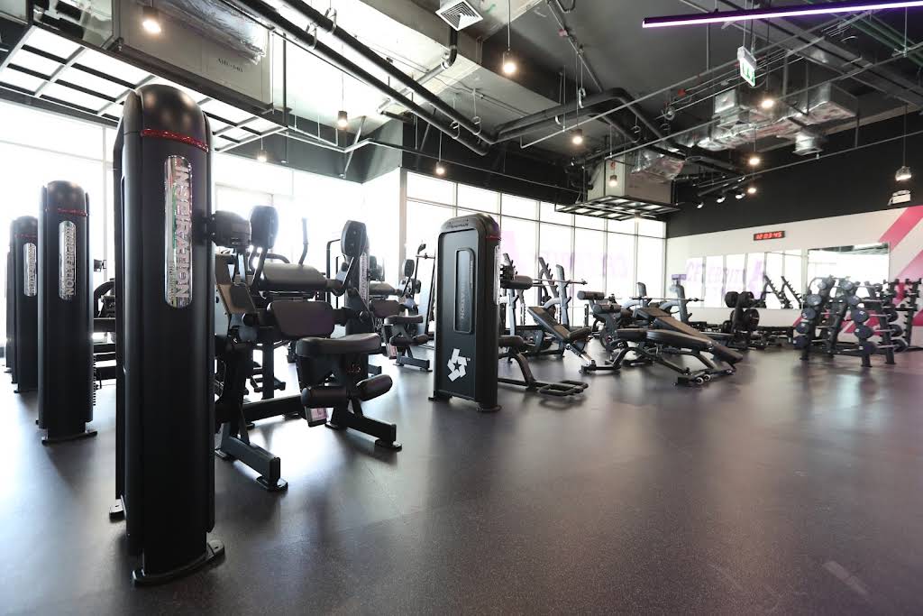 Celebrity Fitness Samyan Mitrtown