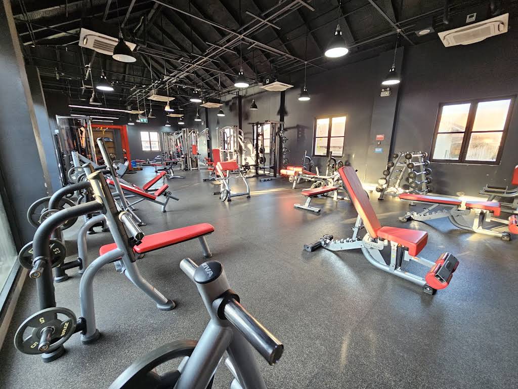 Jetts 24 Hour Fitness - One Nimman