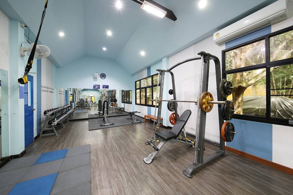 ZENITH fitness club