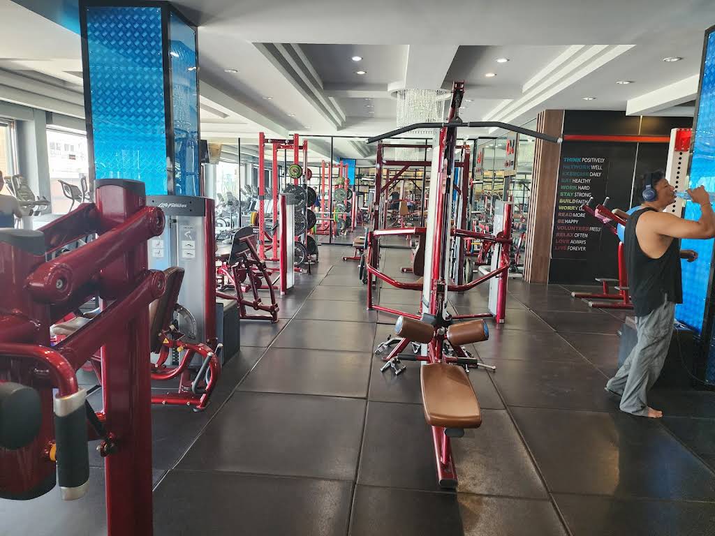 GM Lifefitness & Sweet's GM Cafe Krabi