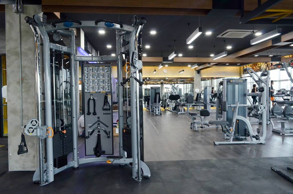 R1 Life Fitness Center