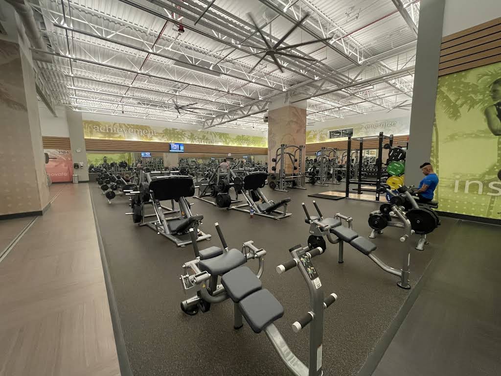 LA Fitness - Foster at Edens