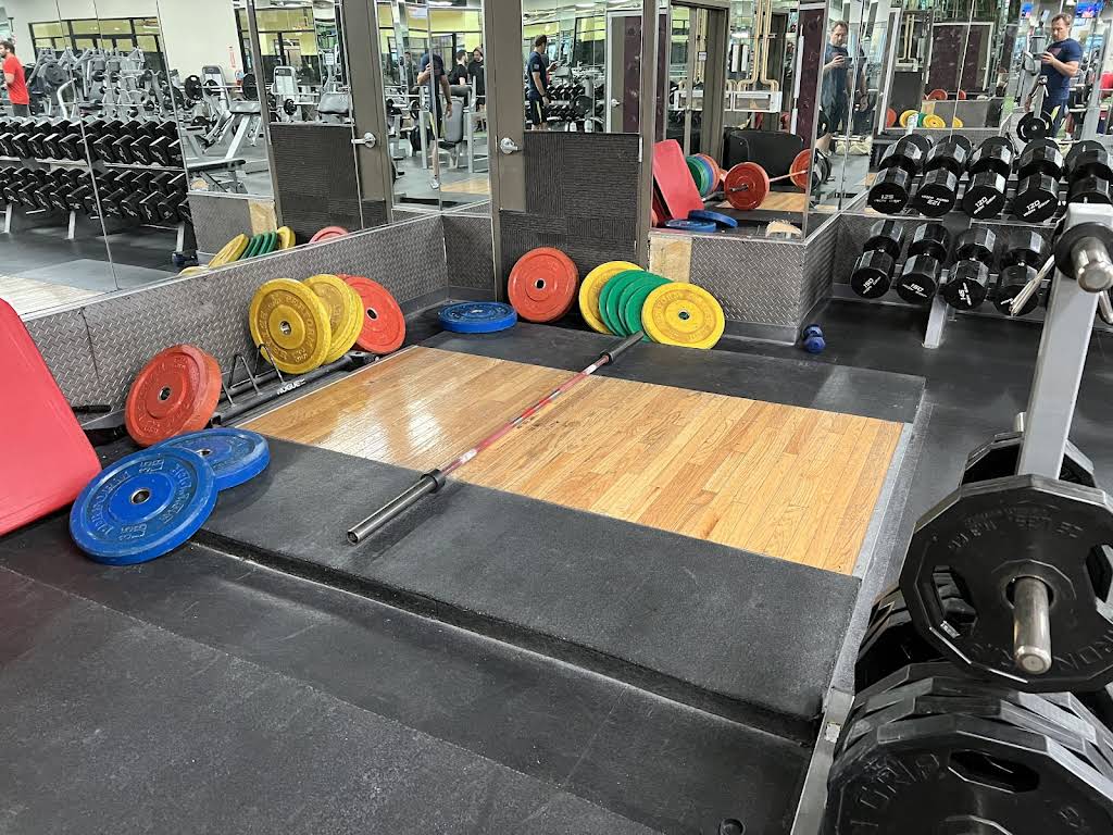 LA Fitness - Pipers Alley