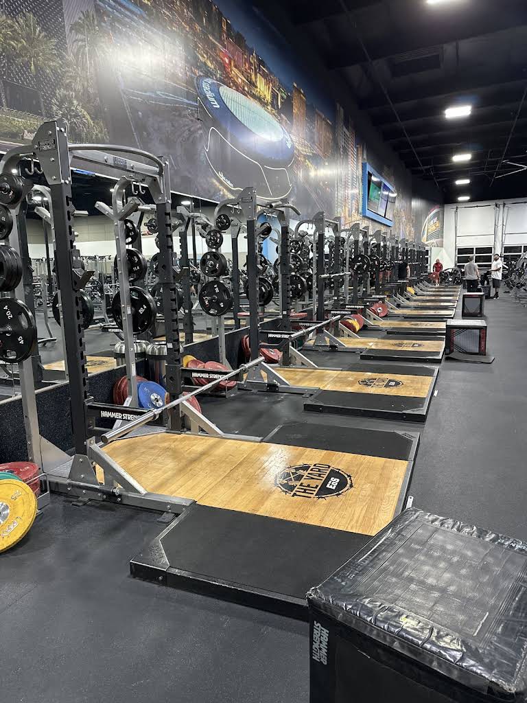 EōS Fitness - Pecos