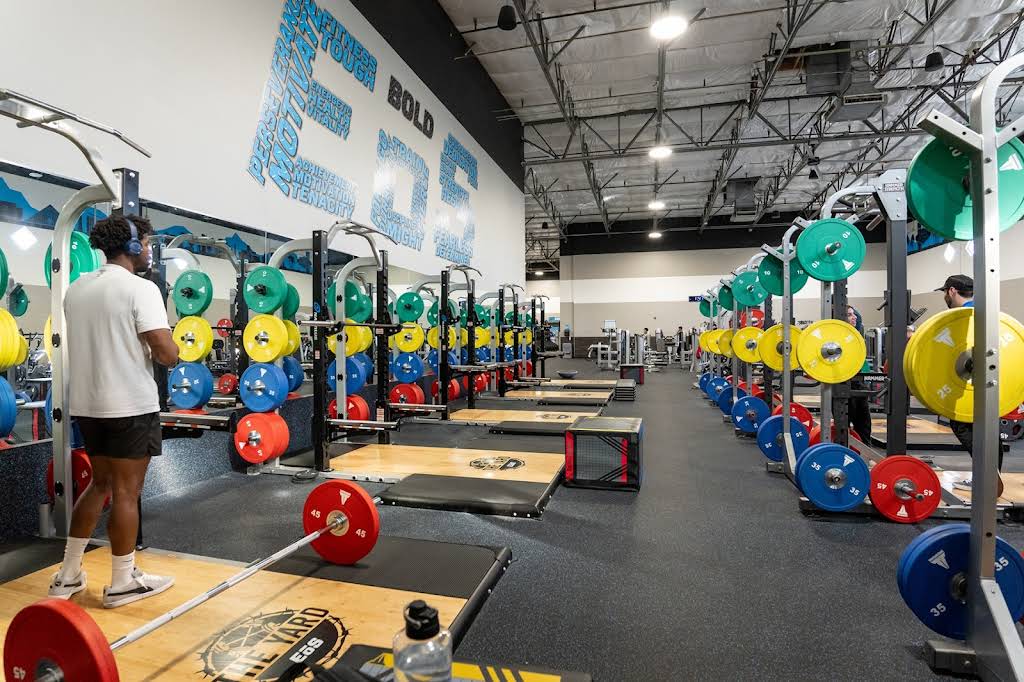 EōS Fitness - S Maryland Pkwy/E Silverado Ranch Blvd