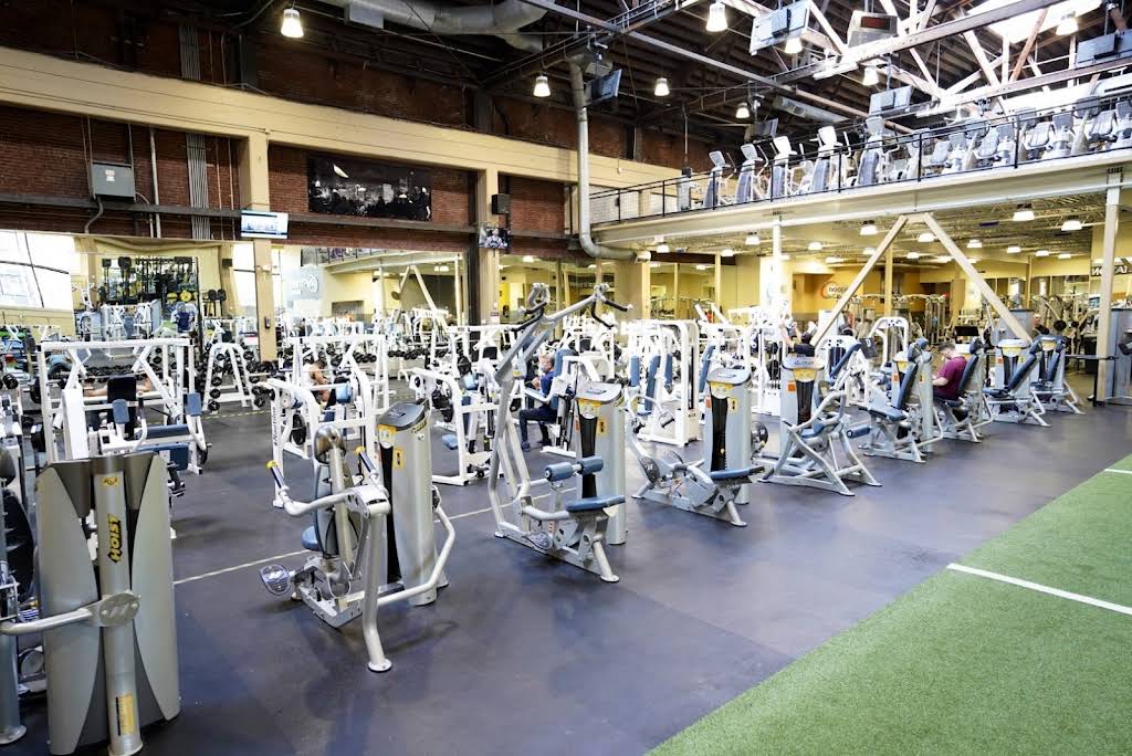 24 Hour Fitness - The Pearl