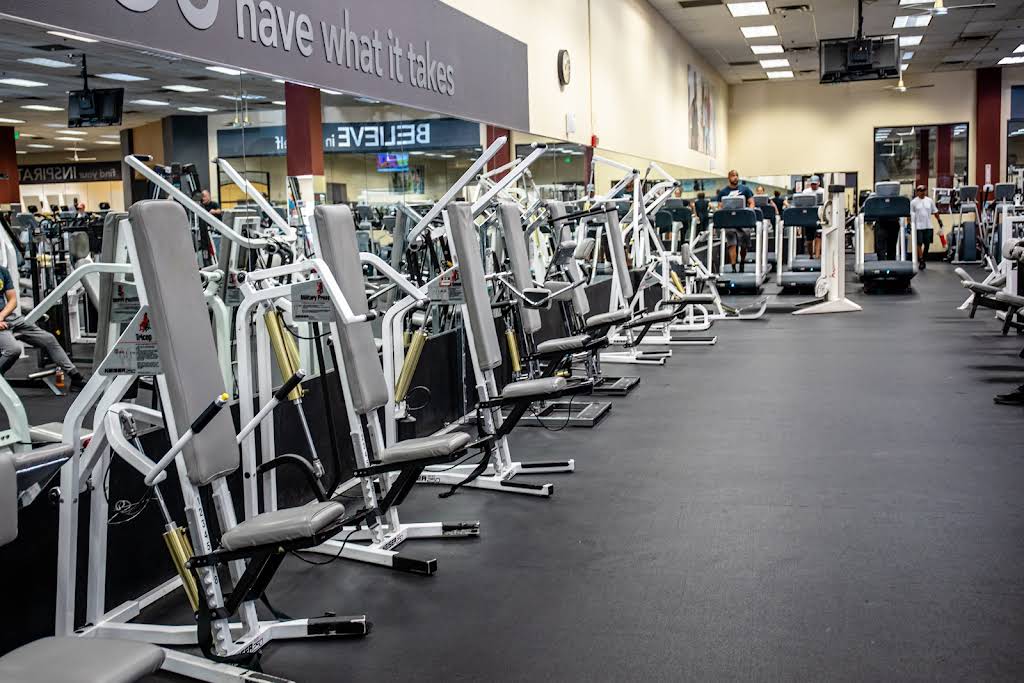 24 Hour Fitness - Parkmoor
