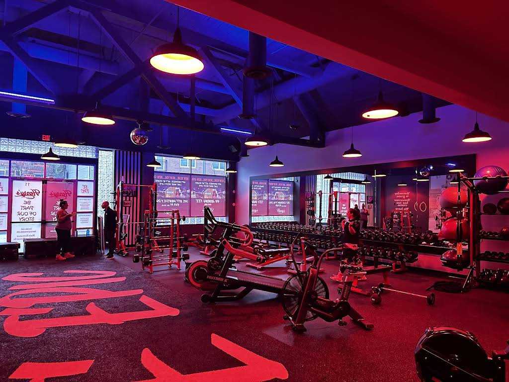 Henry's Gymnasium - Queen Anne