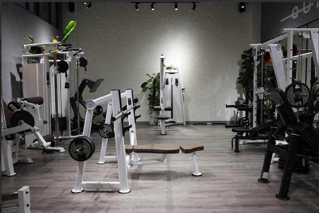 M Fit - Gym- Crossfit- Stretching